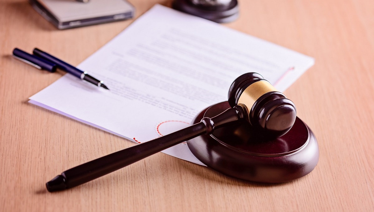 Gavel-and-judgement_1 Gavel-and-judgement_1