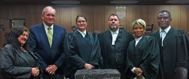 legal_team-1 cropped The legal team working with DFL to oppose the legalisation of Dagga
(From left: Helen Davidtsz, Christo van Eeden, Julie-Anne Harwood, Reg Willis, Mpati Qofa, Tererai Mafukidze)
