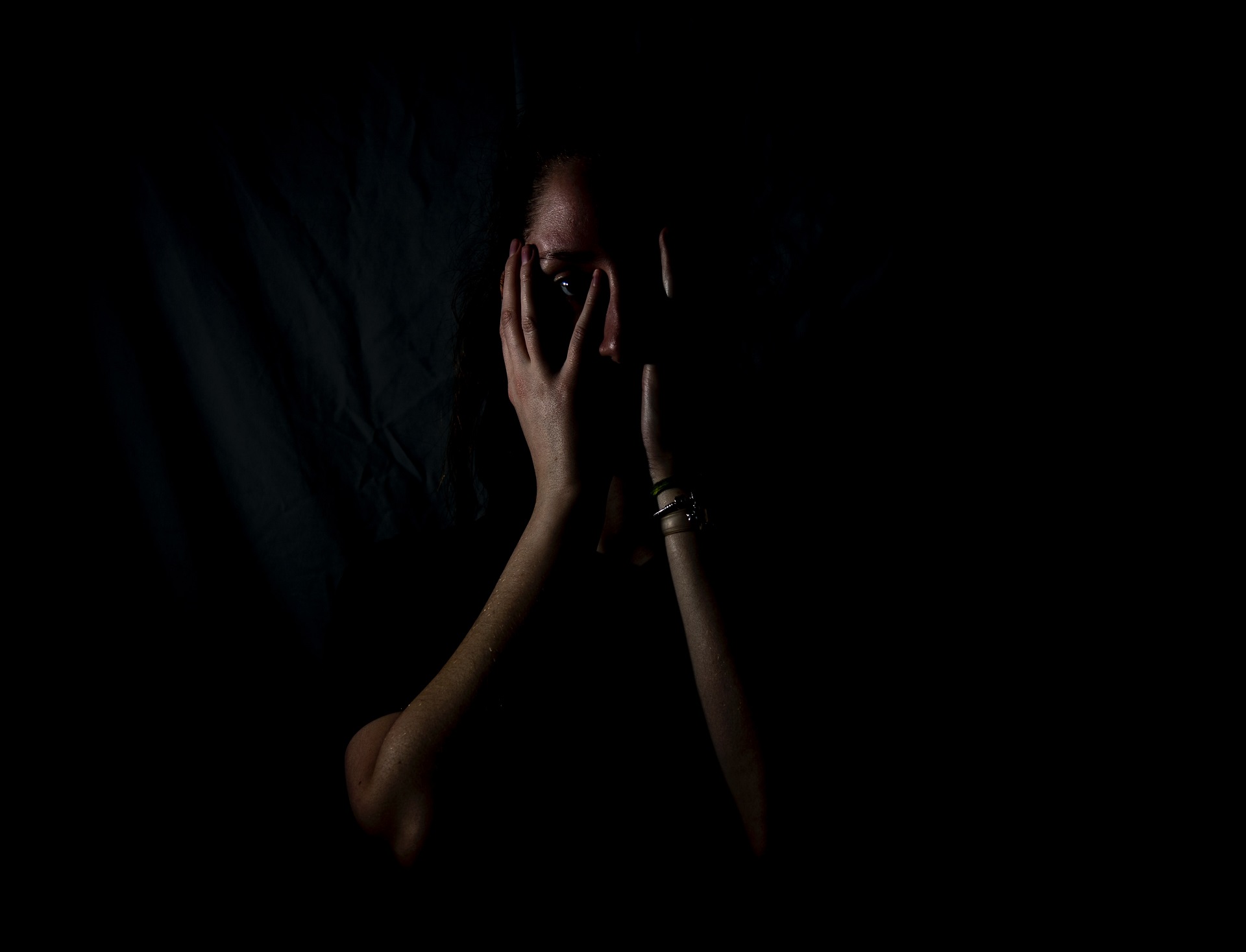 women-with-fear women-with-fear